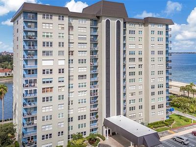 5220 BRITTANY DRIVE S #201