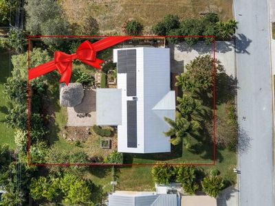 7450 SE Flamingo Way