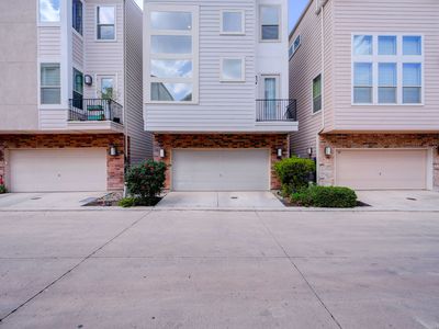 3839 Harry Wurzbach Rd #3