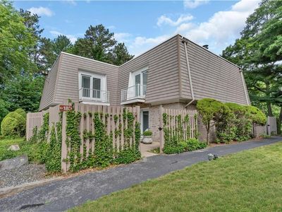 Property at 18 Caddy Rock Rd APT D, North Kingstown, RI