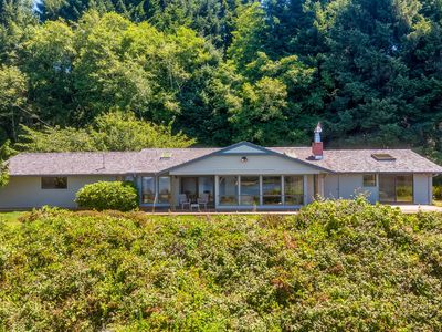 3863 Yaquina Bay Rd