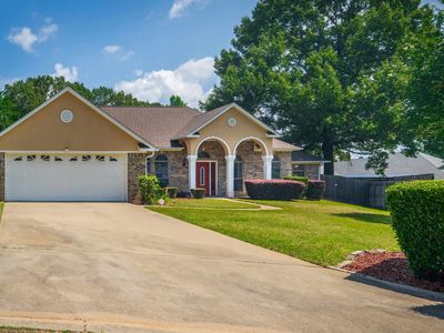 1015 Stonewall Dr