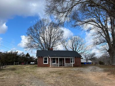 1706 W Georgia Rd