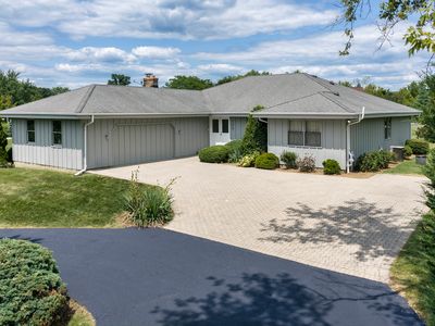 195 Clover Hill Ln