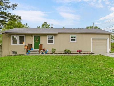 8111 Elizabeth Ave