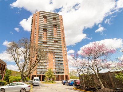 111 Perkins St APT 220