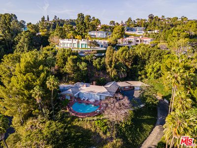 1114 Calle Vista Dr