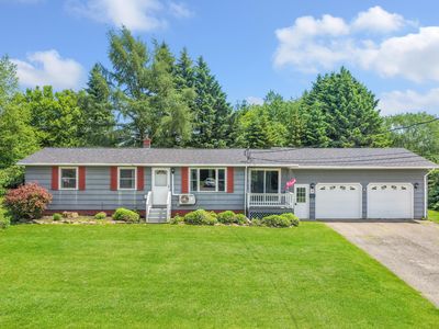 11 Strawberry Bank Road