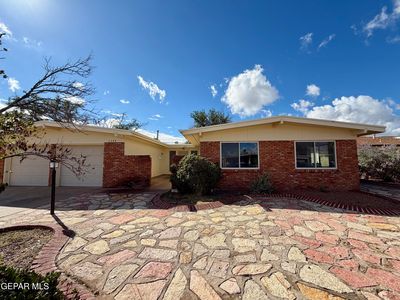 5244 La Taste Ave