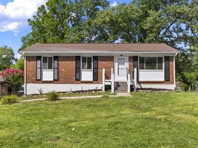 106 Redwood Dr