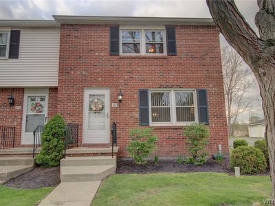 Property at 277 Wimbledon Ct, Buffalo, NY
