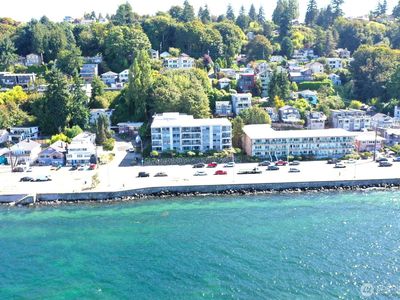 2200 Alki Avenue SW #103