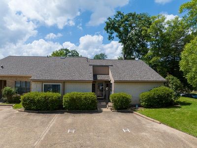 Property at 1401 Avenue O APT H, Huntsville, TX