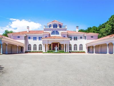 38 Chestnut Hill Drive