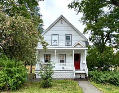 185 Roxbury Street