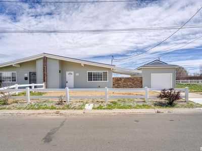 12100 Rocky Mountain St