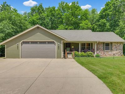 W276S4440 Elk Valley COURT