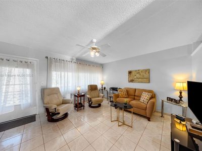900 SW 10th Ter APT 14S