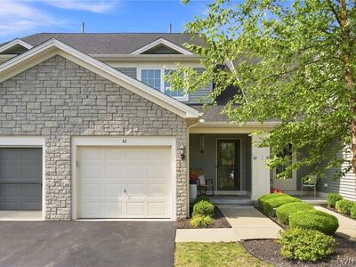 42 Denton Dr
