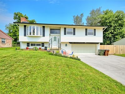 4821 Baldwin Hills Dr