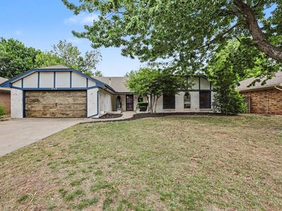 2112 Bentham Pl
