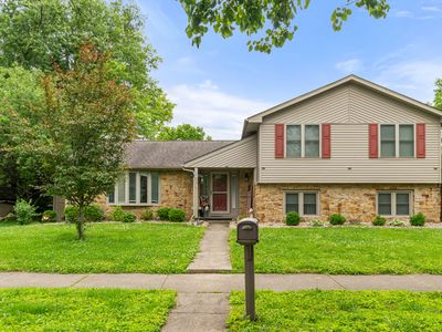 1031 Parkside Dr