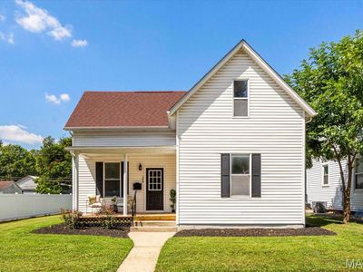 Property at 108 S Vine St, Freeburg, IL