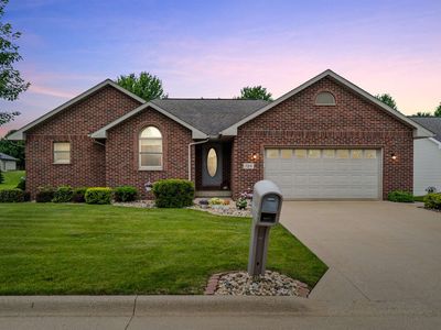 729 Walnut Rdg
