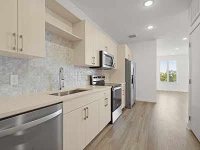 6324 N Lamar Blvd #317