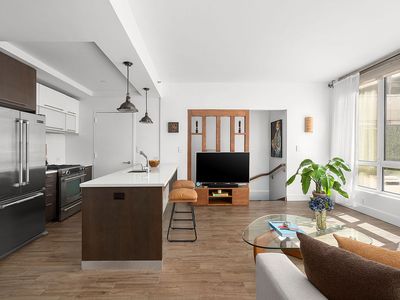 214 N 11th St APT 1X