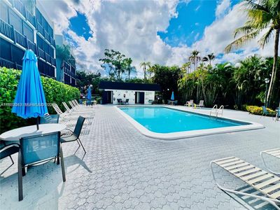 1021 Mockingbird Ln APT 215