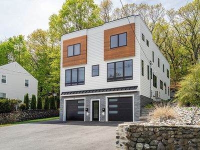 366 Massachusetts Ave #366