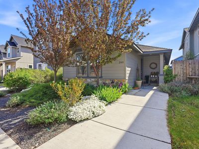 240 NW 30th St