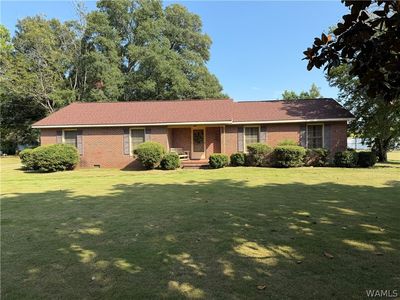 1800 Main St