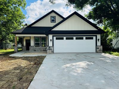1701 Egan Ln