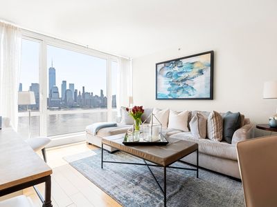 2 2nd St #1704