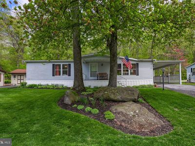 36 Maple Ave