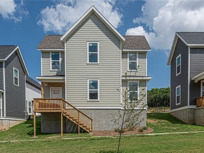 932 S Laramie Hts