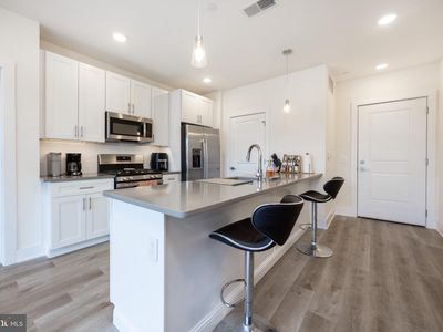 1148 N 2nd St #3G