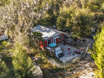 1211 NW Eucalyptus Ave