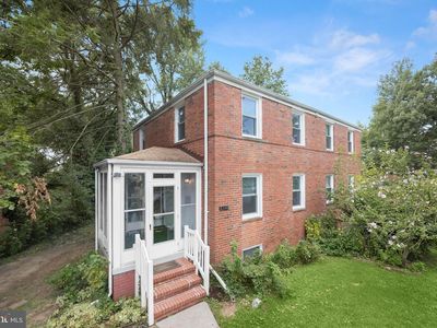 5104 Sunset Rd