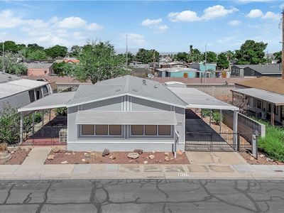 5568 Aldama Rd