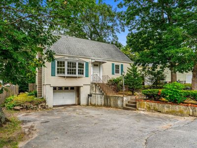 906 Boston Rd