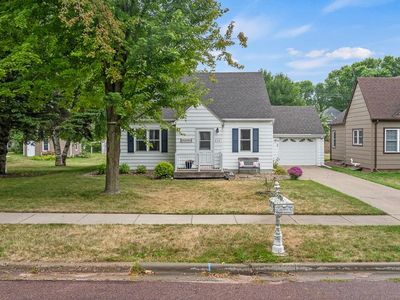 214 N Rebecca St
