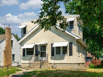 1303 Highland Pkwy
