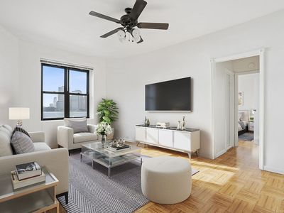 2 Grace Ct APT 4X