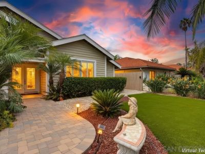 1048 La Sombra Dr