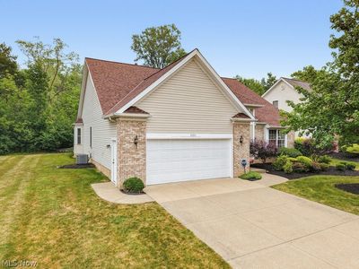 8205 Versailles Pl