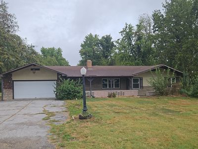 Property at 1610 W McCord St, Centralia, IL
