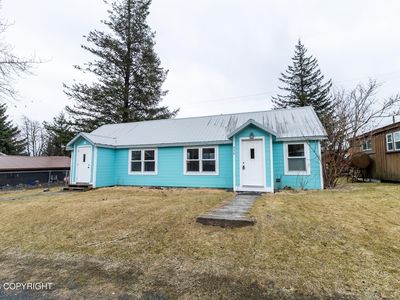 604 4th Ave